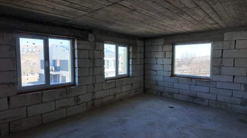 Chinteni, strada Iris, casa individuala pe 1.000 mp teren la pret de duplex